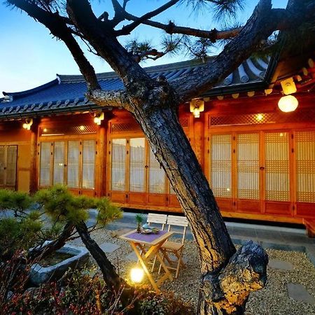 Full Of Love Guesthouse Jeonju Exterior photo