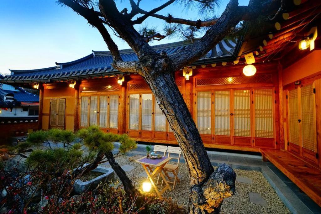 Full Of Love Guesthouse Jeonju Exterior photo